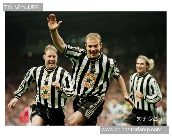 模仿足球巨星进球动作挑战，带你重温经典时刻的激情与魅力